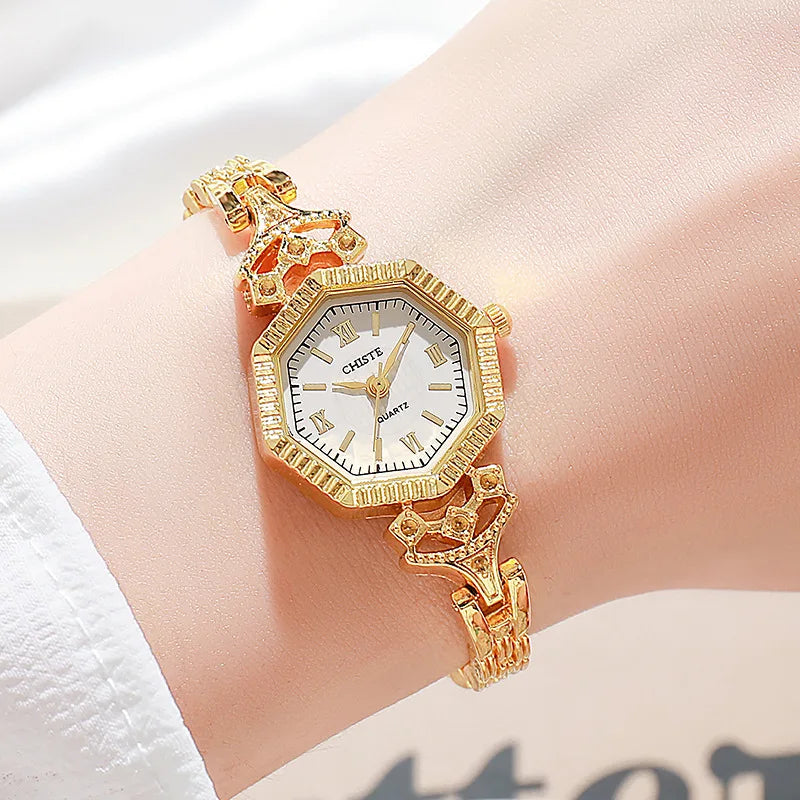 Women's Fashion Quartz Watch - Rhombus Dial, Magnetic Alloy Bracelet