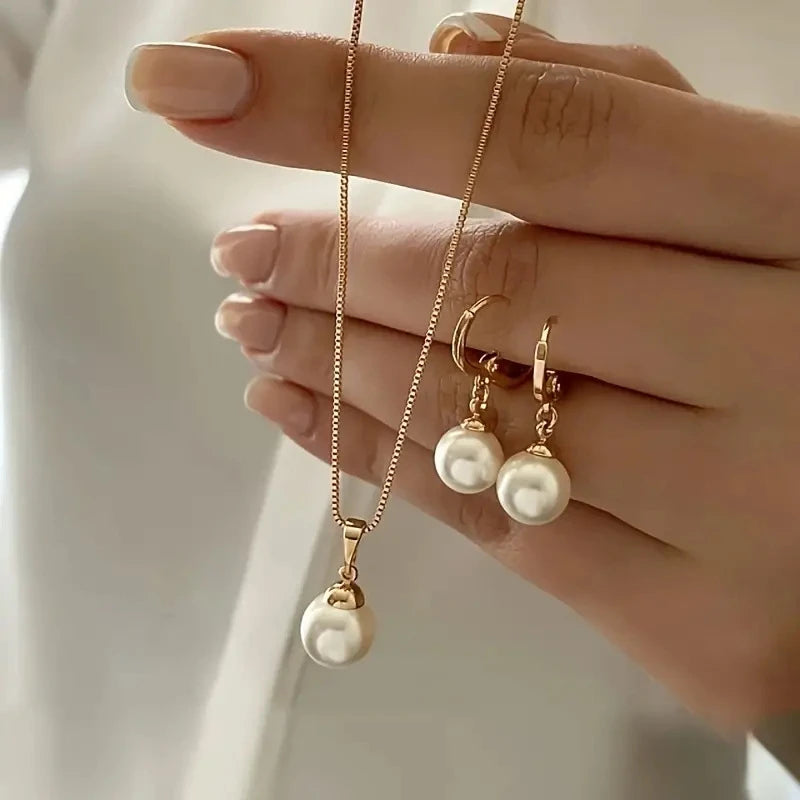 Pearl Pendant Jewelry Set for Women