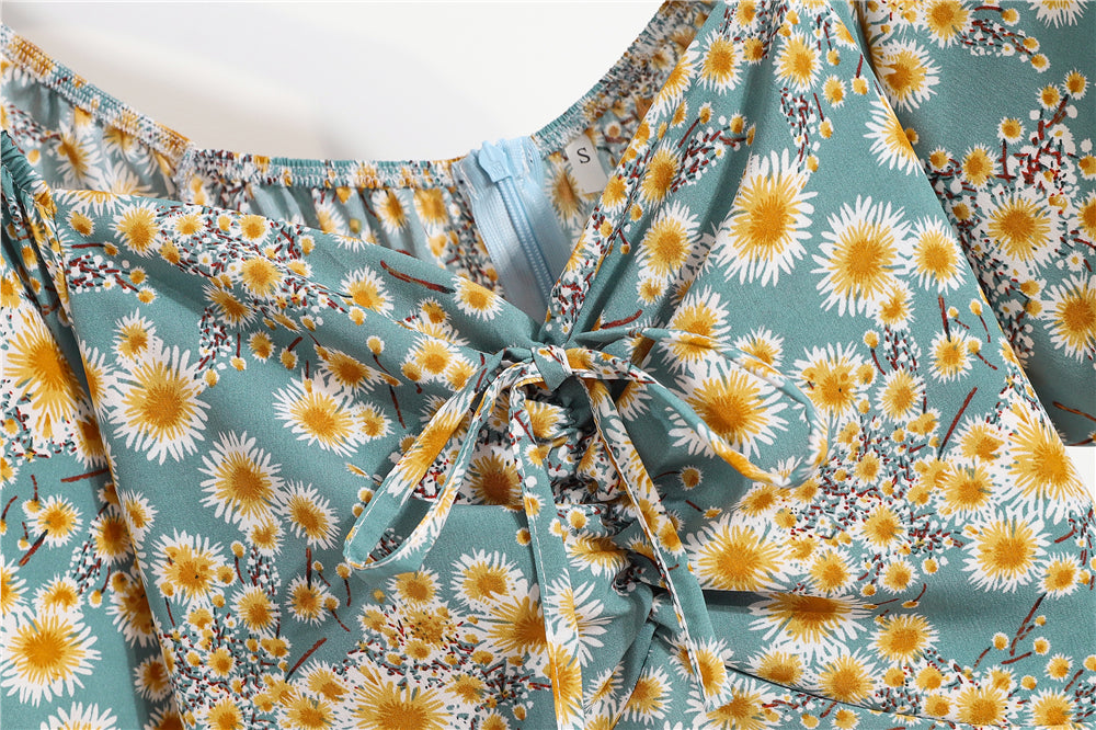 Women's Floral Chiffon Mini Dress - Puff Sleeve V-Neck Casual Dress