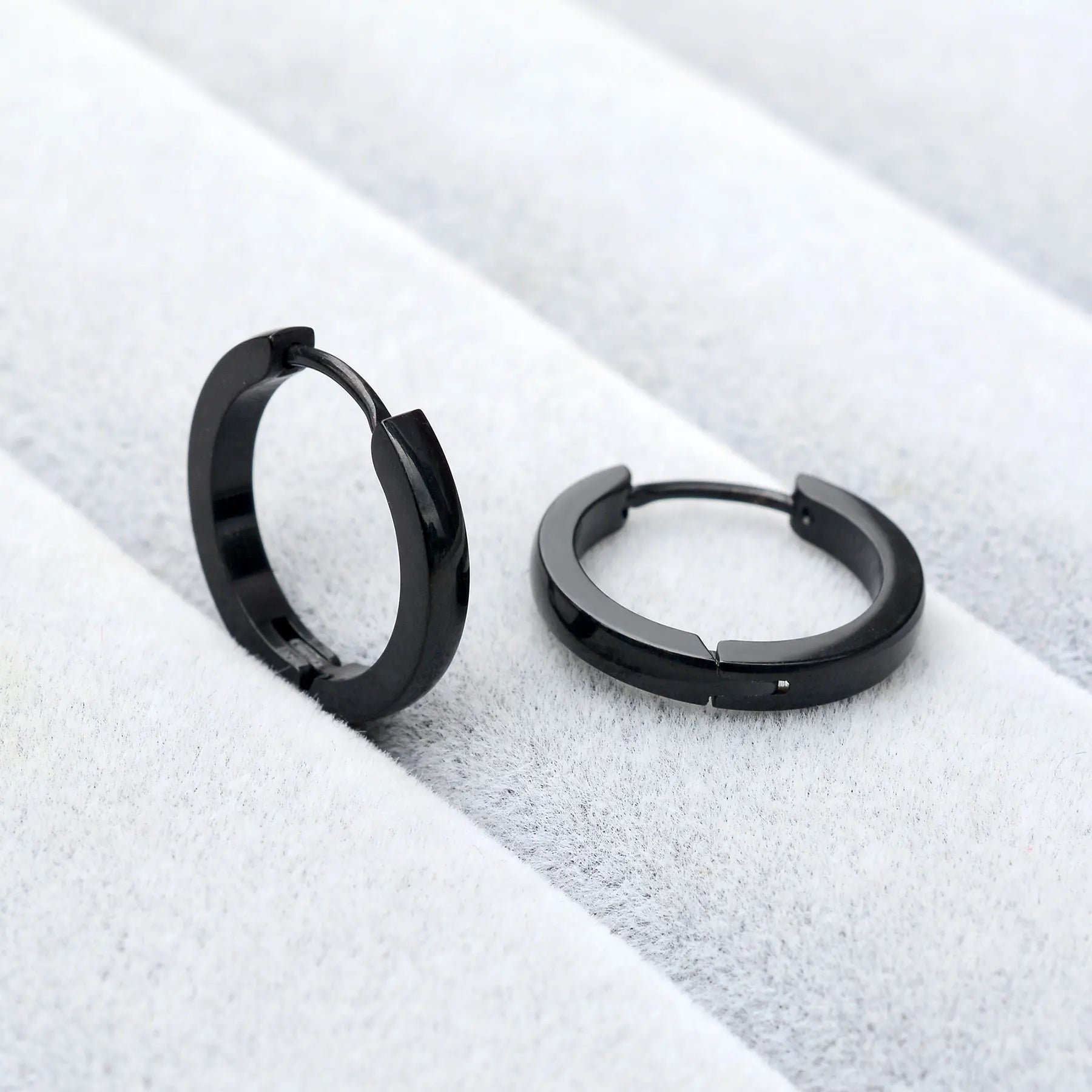 Huggie Hoop Earrings Set of 2