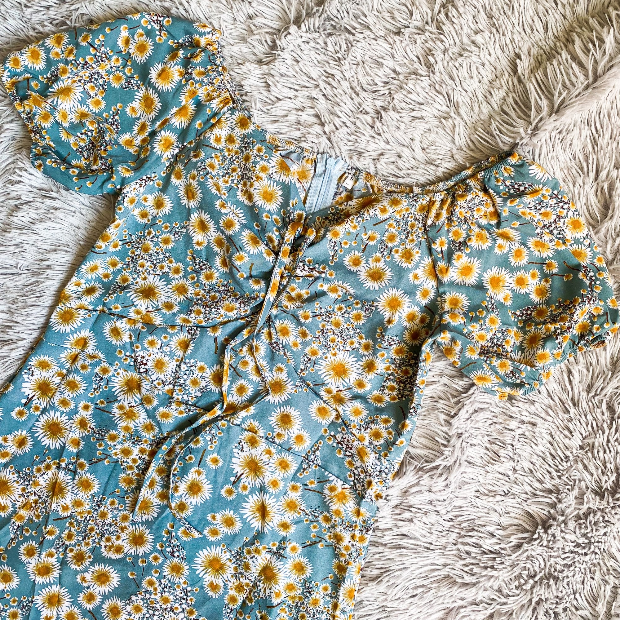 Women's Floral Chiffon Mini Dress - Puff Sleeve V-Neck Casual Dress