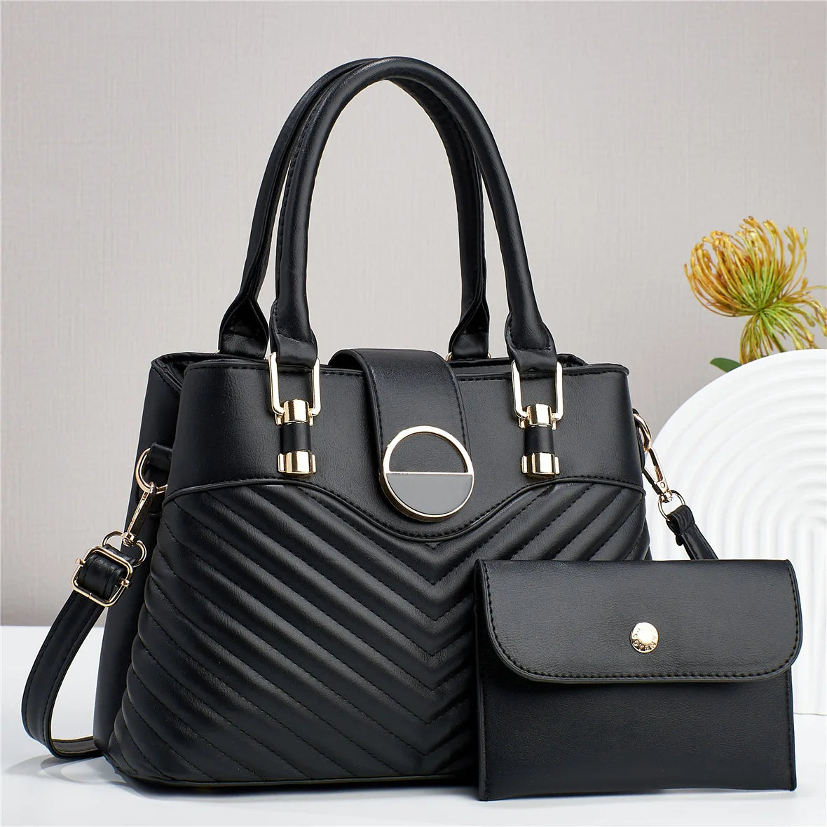 Women's Leather Tote Bag - Large Capacity Fashion Handbag