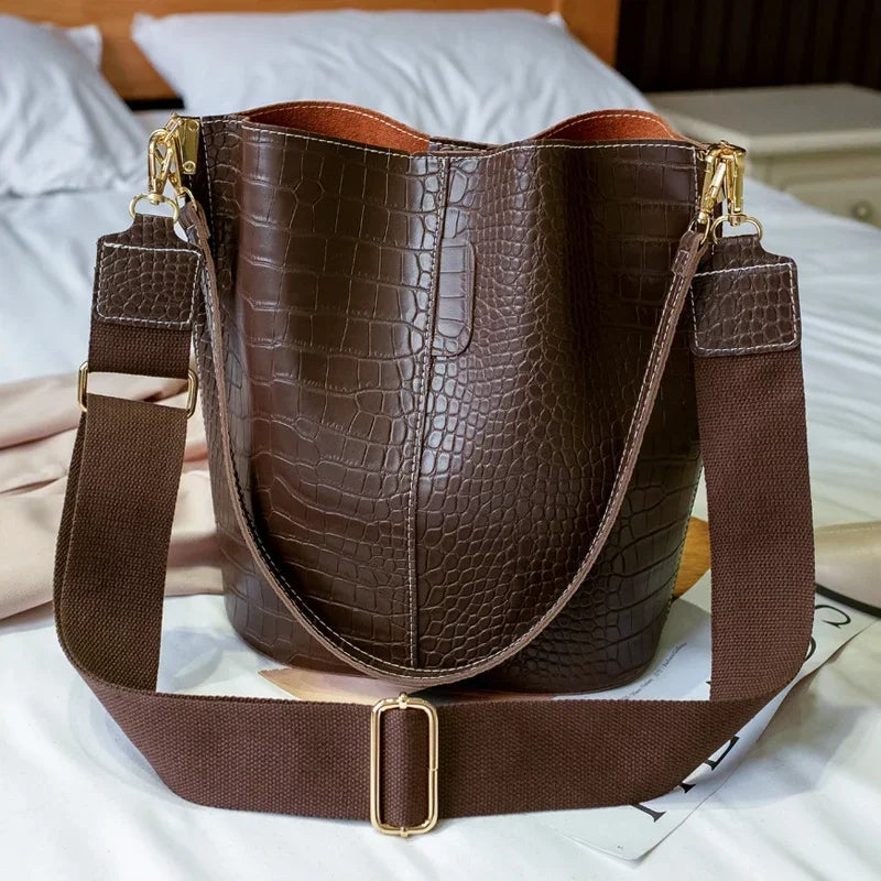 Women's Vintage Alligator Pattern Bucket Bag - Crossbody Shoulder Handbag