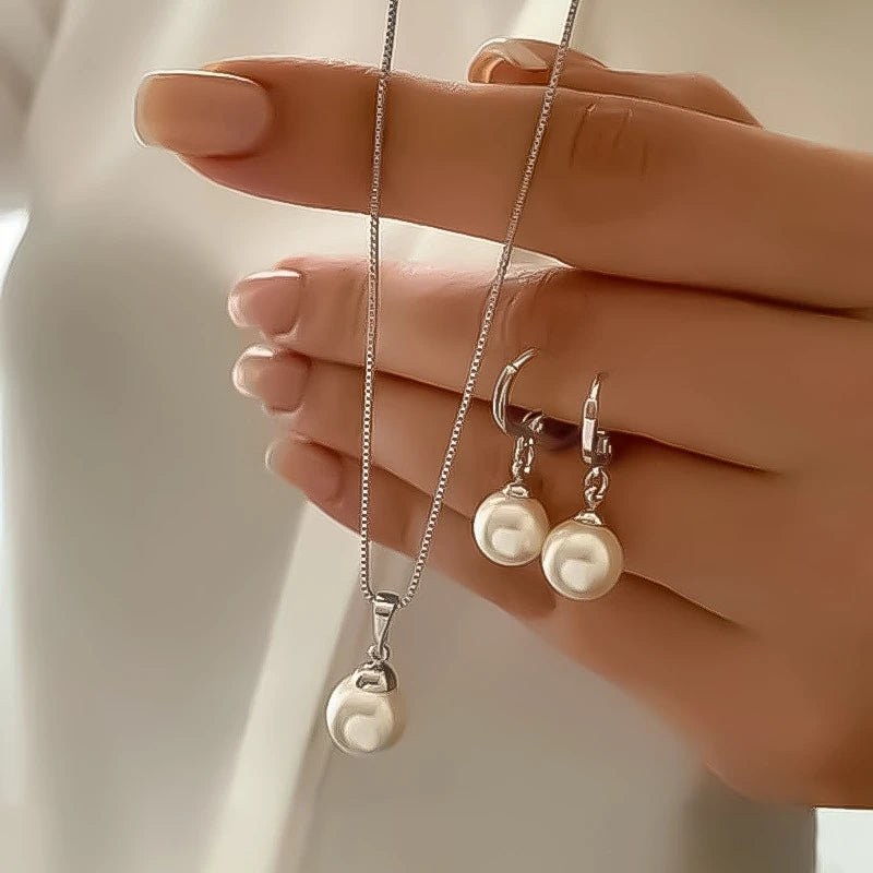 Pearl Pendant Jewelry Set for Women
