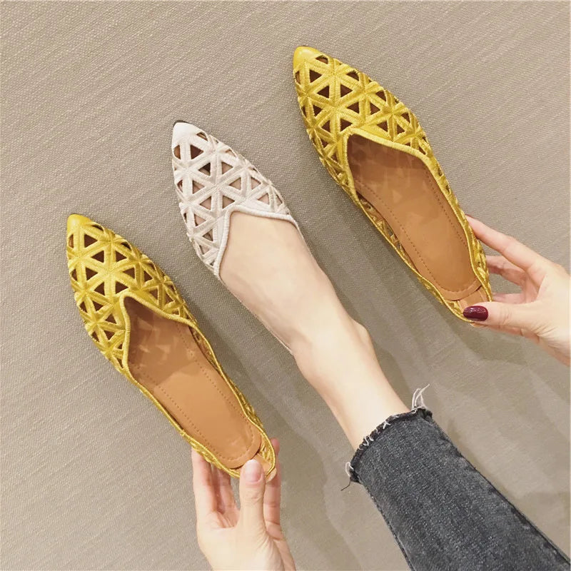 High Quality Women Flat Shoes Fashion Women Ballet Shoes Hollow Breathable Comfortable Casual Shoes Elegant Pointed Toe Sandals
