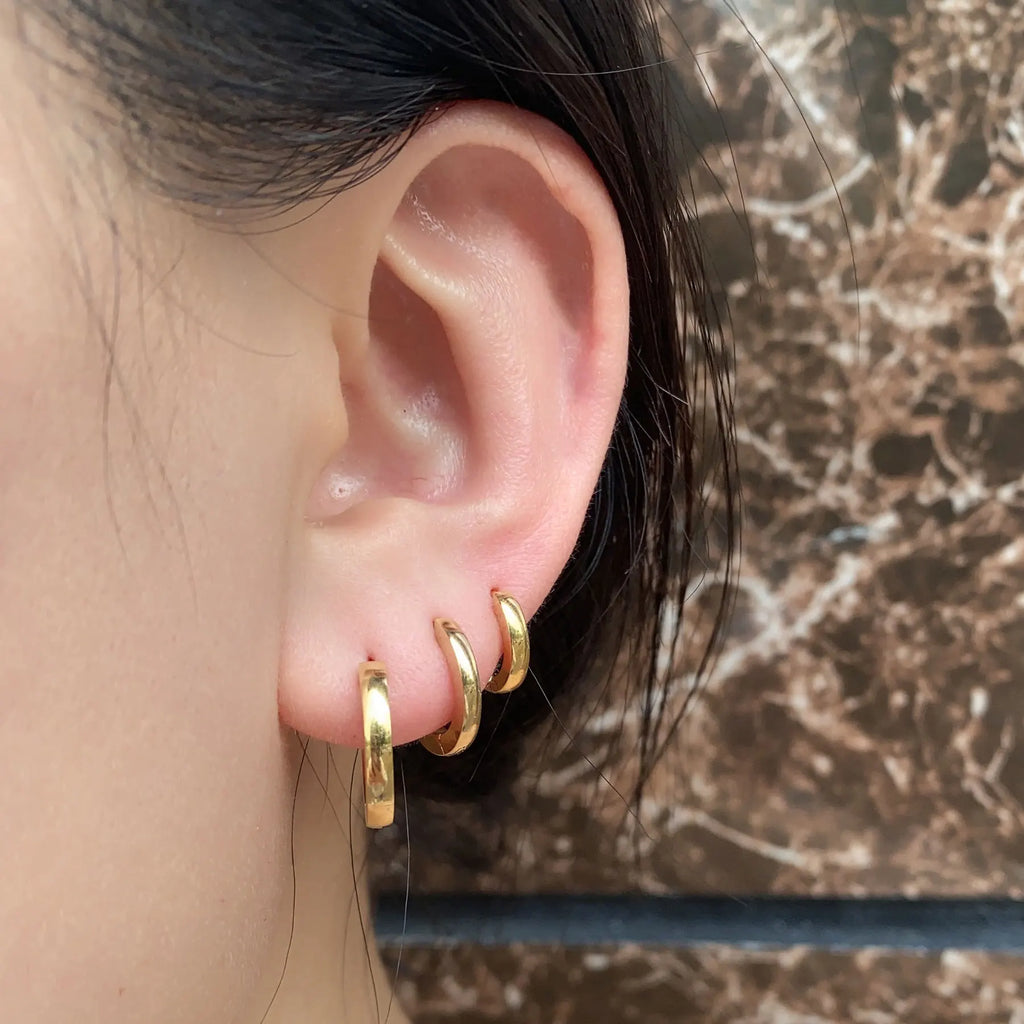 Huggie Hoop Earrings Set of 2