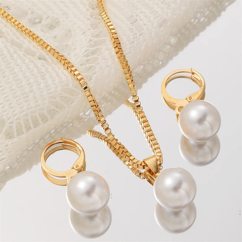 Pearl Pendant Jewelry Set for Women