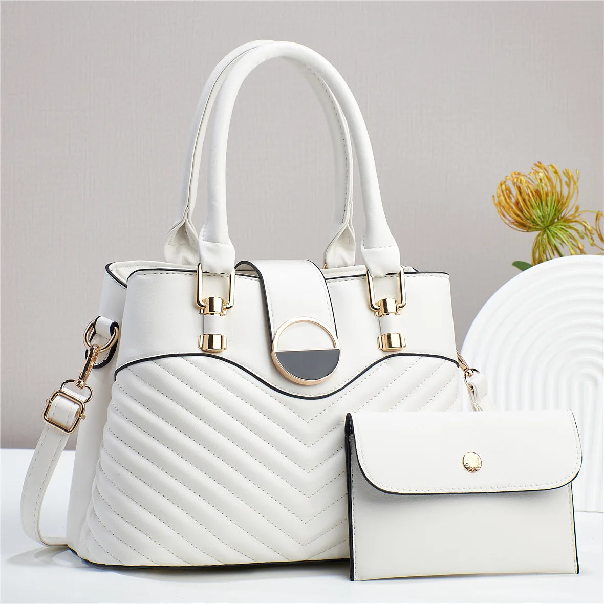 Women's Leather Tote Bag - Large Capacity Fashion Handbag