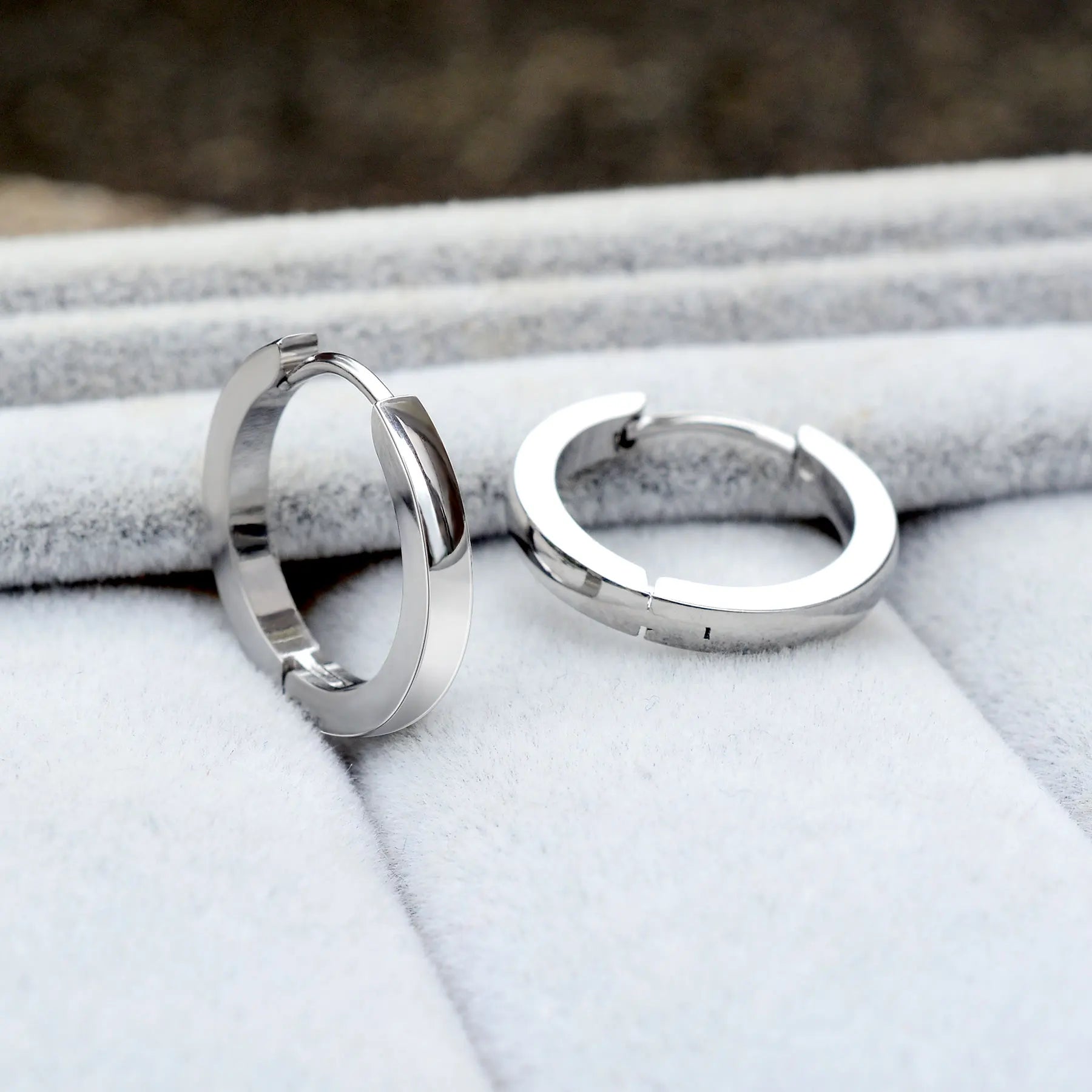 Huggie Hoop Earrings Set of 2