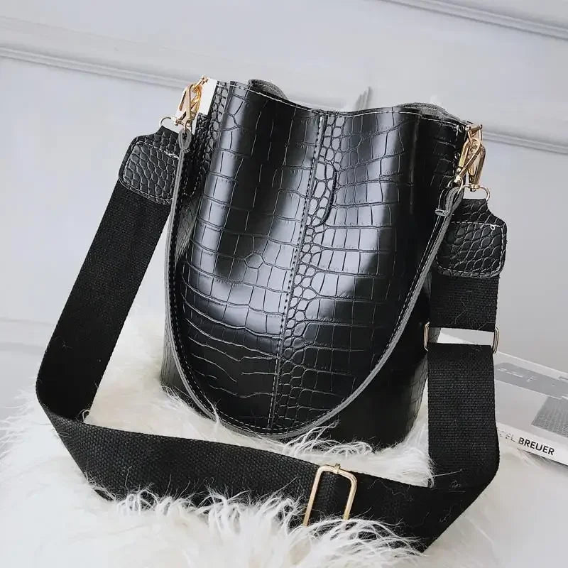 Women's Vintage Alligator Pattern Bucket Bag - Crossbody Shoulder Handbag