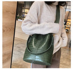 Women's Vintage Alligator Pattern Bucket Bag - Crossbody Shoulder Handbag