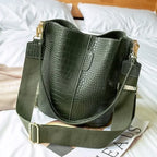 Women's Vintage Alligator Pattern Bucket Bag - Crossbody Shoulder Handbag