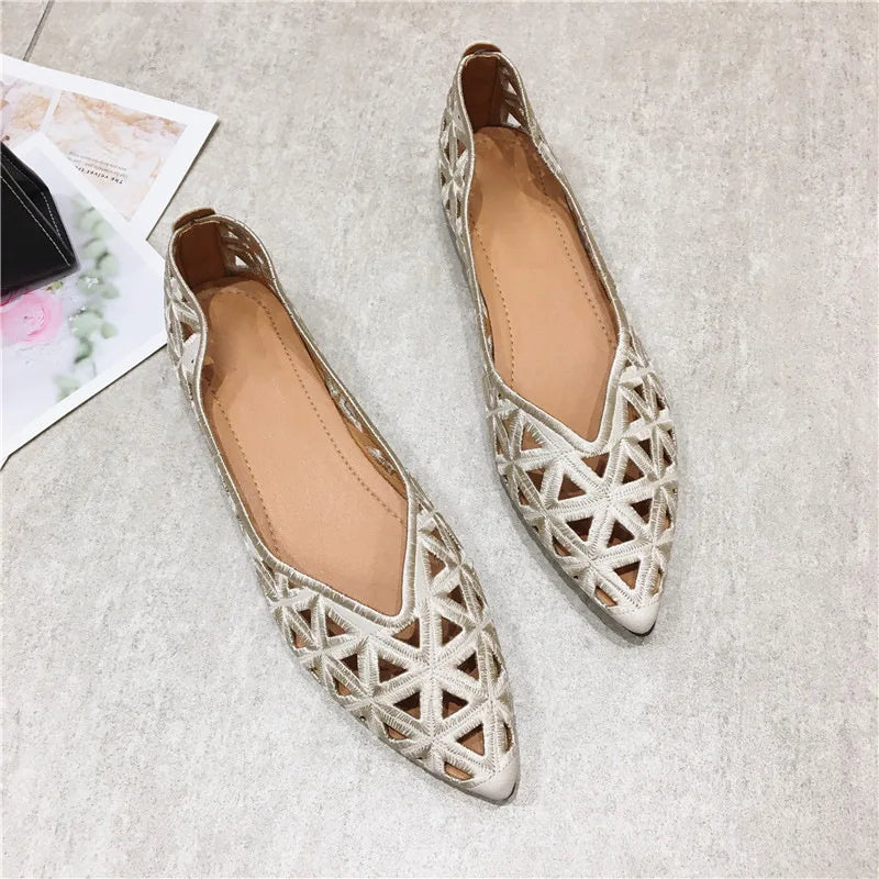 High Quality Women Flat Shoes Fashion Women Ballet Shoes Hollow Breathable Comfortable Casual Shoes Elegant Pointed Toe Sandals